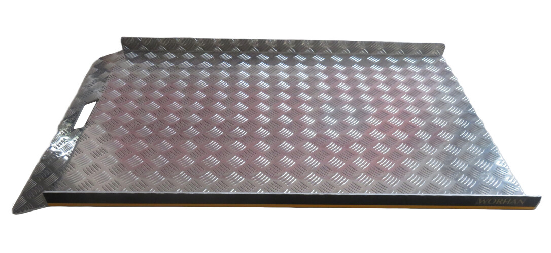 Sidewalk Curb Ramp CR4